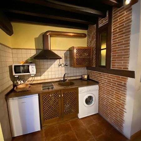 Apartamentos Rurales La Antigua Fonda Candelario Exteriör bild