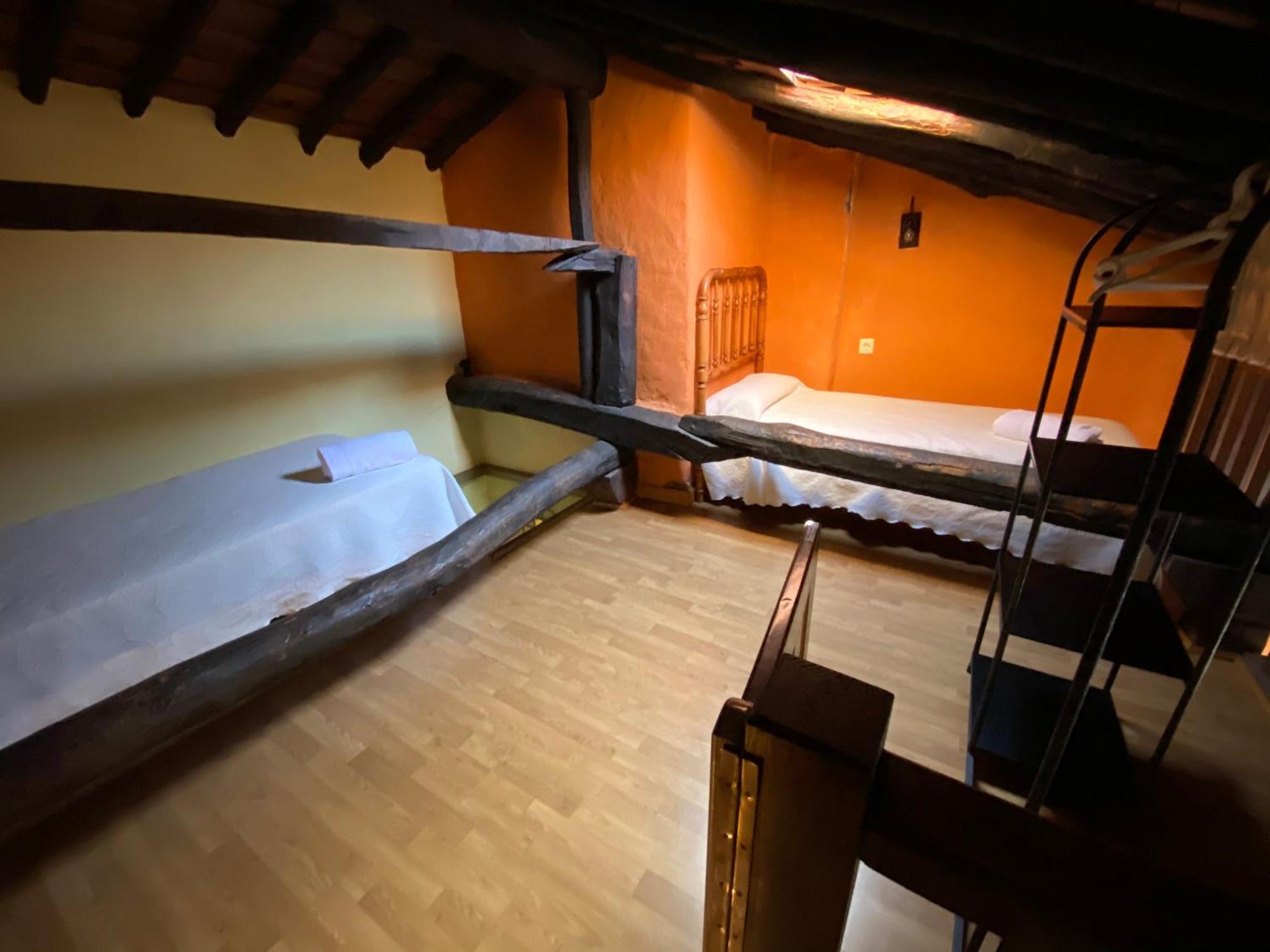 Apartamentos Rurales La Antigua Fonda Candelario Exteriör bild