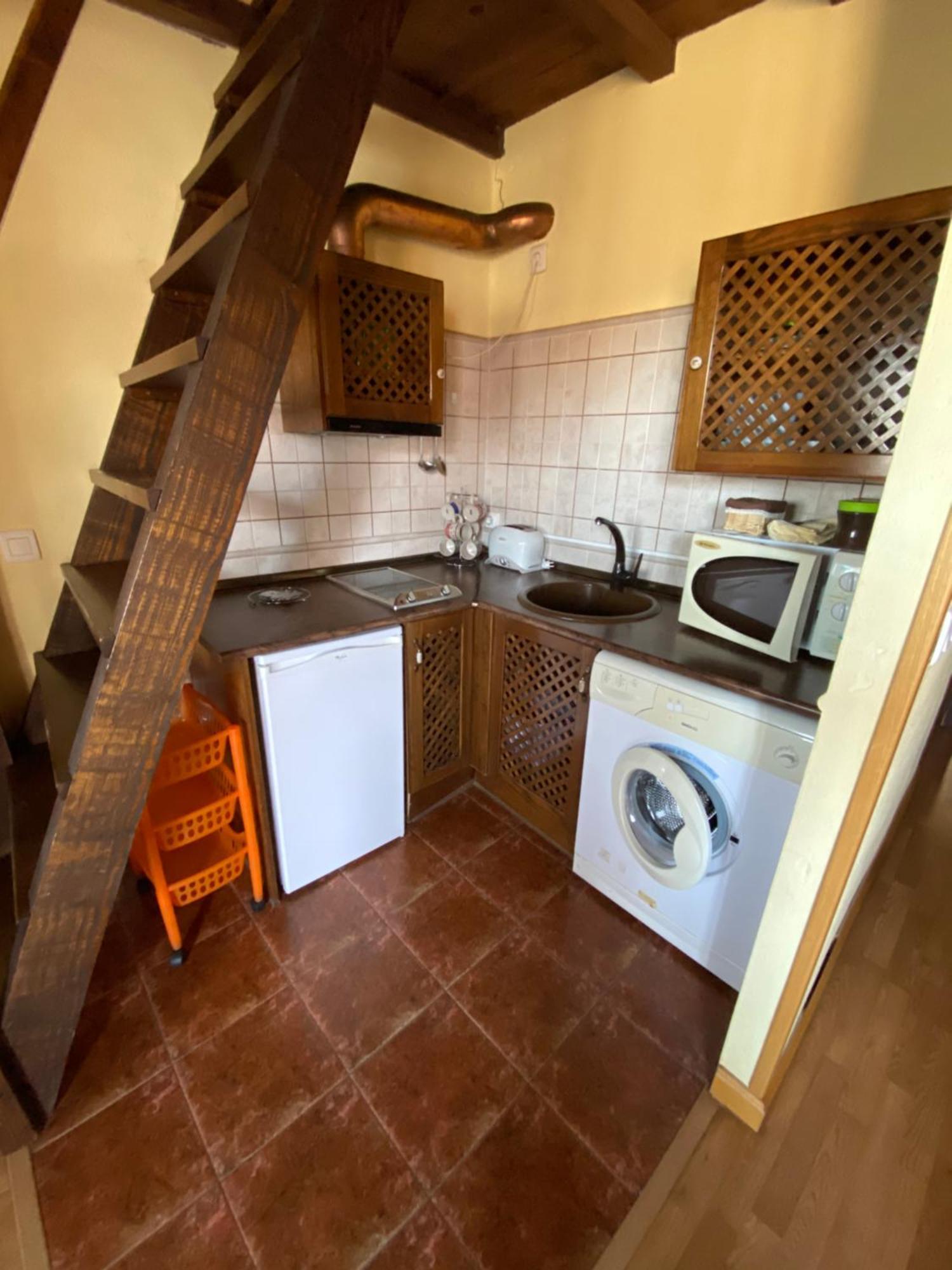 Apartamentos Rurales La Antigua Fonda Candelario Exteriör bild