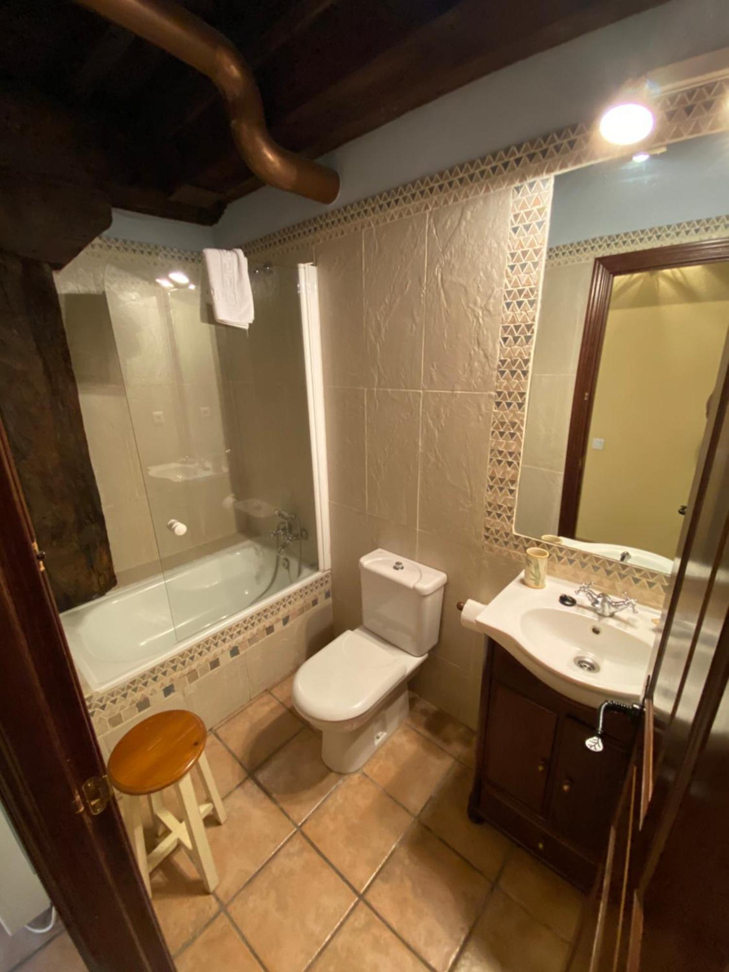 Apartamentos Rurales La Antigua Fonda Candelario Exteriör bild